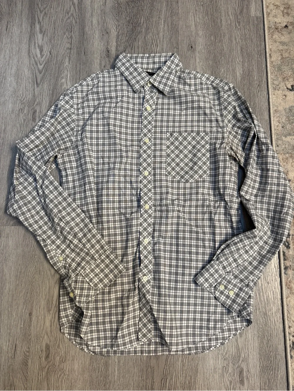 Banana Republic Mens Plaid Long Sleeve Button-Up M 15-15.5 Pocket Fall 2010 EUC